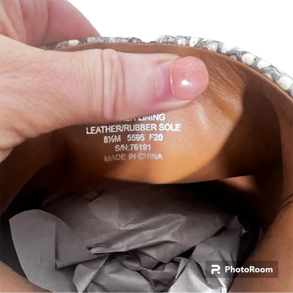 TORY BURCH RUBY PLATFORM CHAIN INLAY HEEL BOOTS-SNAKESKIN size 8.5 - Picture 7 of 9